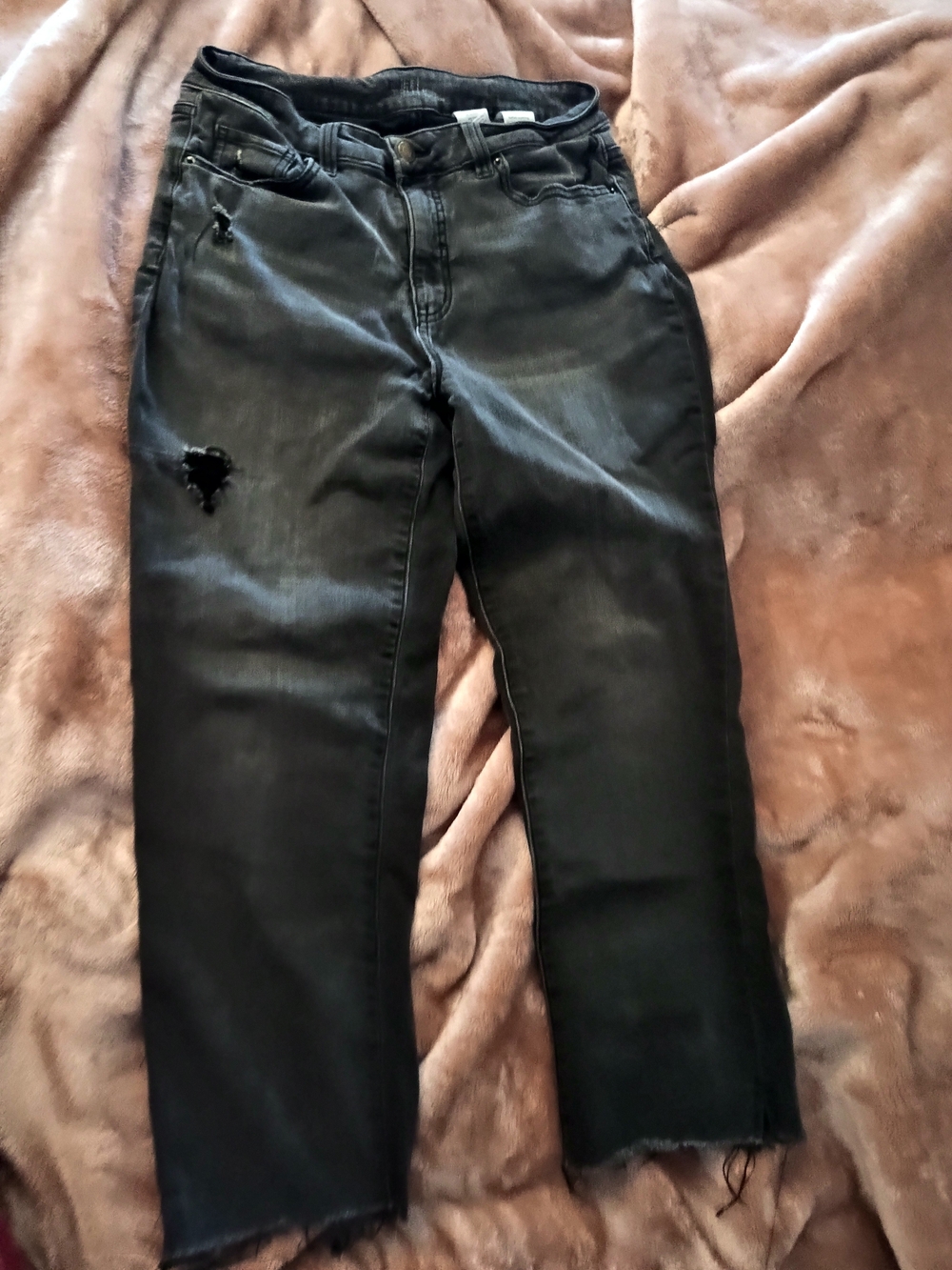 Time and Tru Black High-Rise Distressed Straight-Leg Jeans